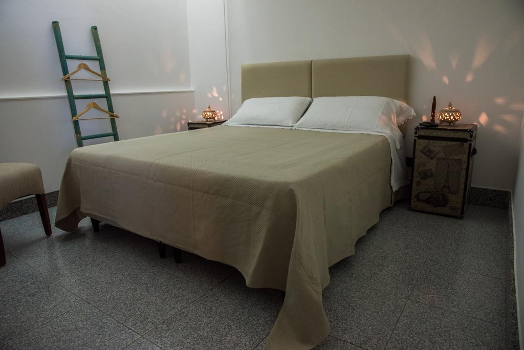 La Maison Doree Giardini Naxos Room photo